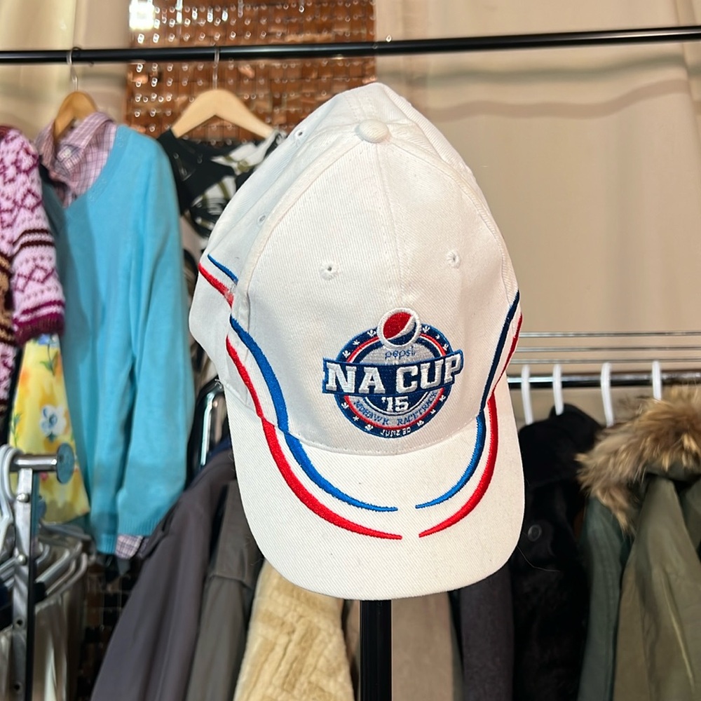 Na Cup Pepsi White Cap w Blue & Red Details